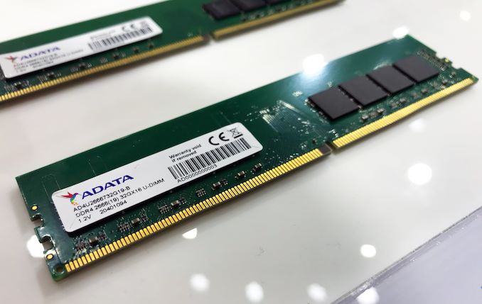 威刚展示单条32GB DDR4内存模组 采用美光16Gb颗粒威刚展示单条32GB DDR4内存模组 采用美光16Gb颗粒