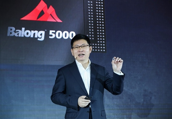 华为5G CPE Pro京东预约：国内首款支持5G全网通的智能路由器