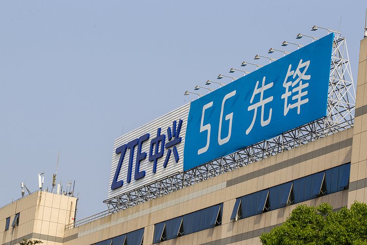 ZX3.jpg ZX3.jpg
