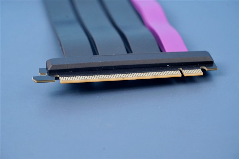 精致颜值与精湛做工！酷冷至尊PCIe 4.0延长线体验：任何7槽位机箱都可显卡竖装