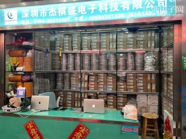 点击查看大图 深圳市福田区新亚洲电子市场二期杰祺盛电子商行实景
