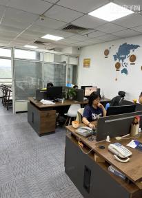 点击查看大图 深圳市雪域科技电子有限公司实景