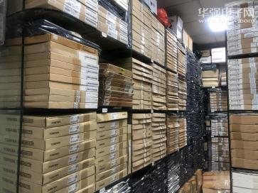 点击查看大图 深圳市福田区新亚洲电子市场嘉锋电子商行实景