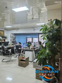 点击查看大图 深圳市哲瀚电子科技有限公司实景