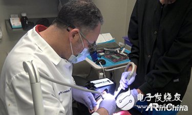 OperaVR能够允许牙科患者通过Pico的VR头显不知不觉地完成牙医的诊疗