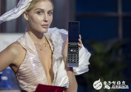 三星W2019正式发布 主要针对的是商务用户 