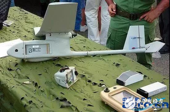 我国最新研制手抛式无人机ch902起飞重量仅35公斤可在10公里外发现