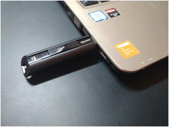 DataLock安全加密便携存储设备，可通过蓝牙技术提供数据锁保护功能