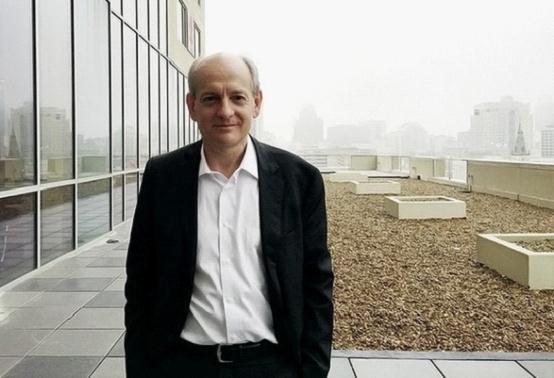 人工智能先驱对机器的担忧:可能威胁人类