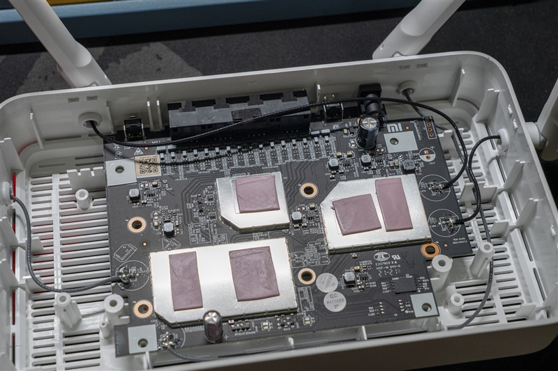 249元就能享受2400Mbps！Redmi AX3000评测：最具性价比的Wi-Fi 6入门路由