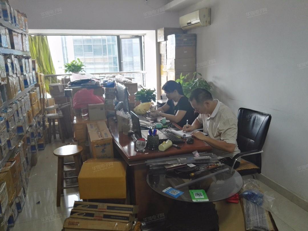 深圳市鸿运楼电子有限公司展示图2