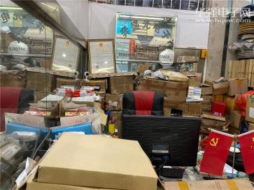 深圳市福田区新亚洲电子市场二期奔盛光电子商行实景