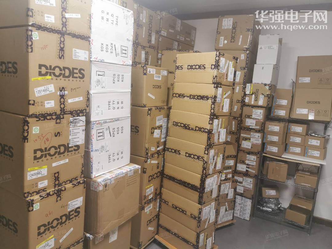 深圳市龙创威电子有限公司展示图3