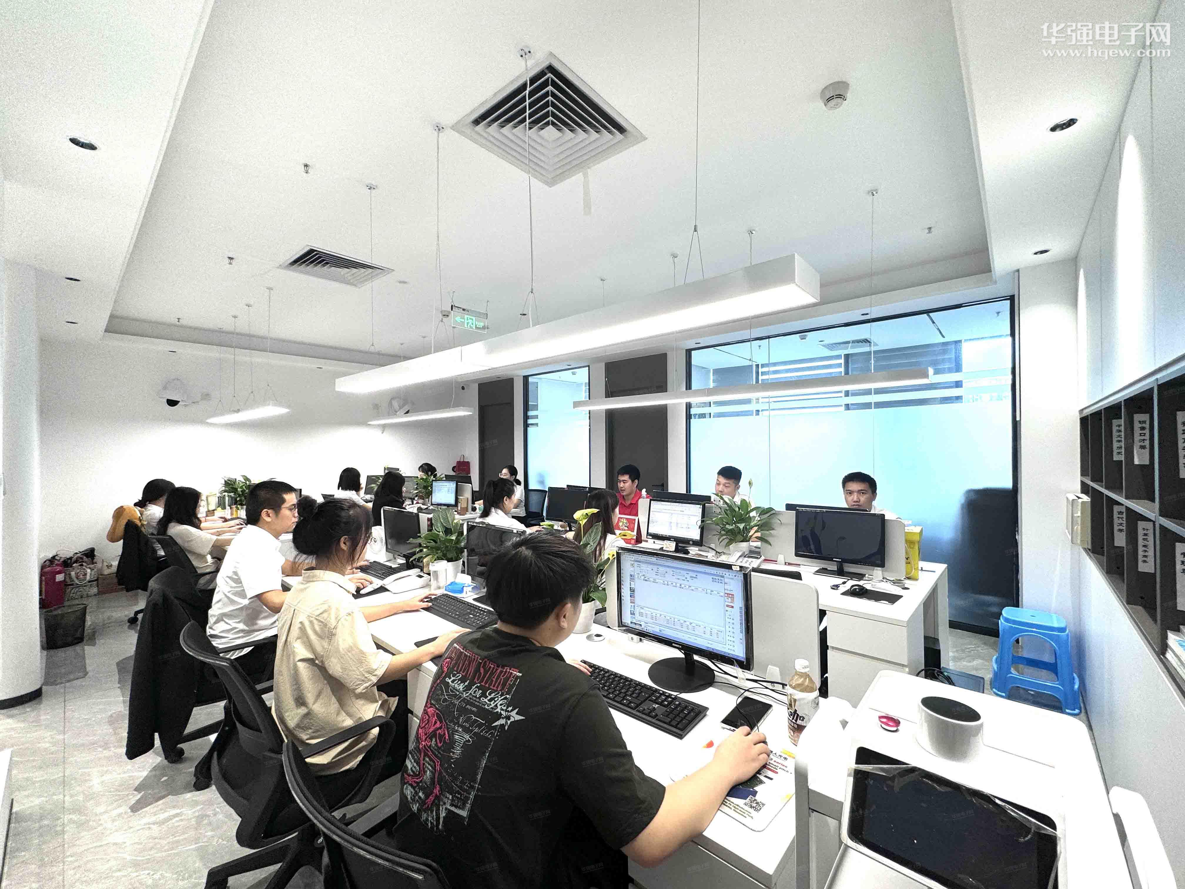 深圳市蓝信伟业电子有限公司展示图2