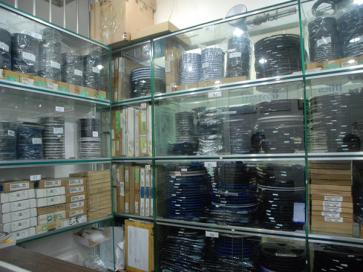 深圳市福田区新亚洲电子市场启航芯展电子商行实景