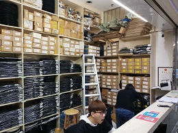 深圳市福田区新亚洲电子市场二期一鸣新电子经营部实景