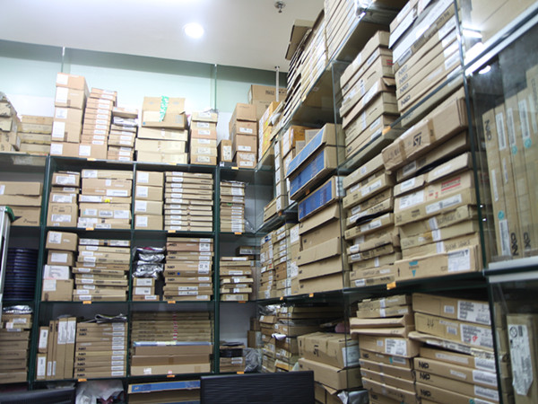 深圳市福田区新亚洲电子市场华尔泰电子商行展示图3